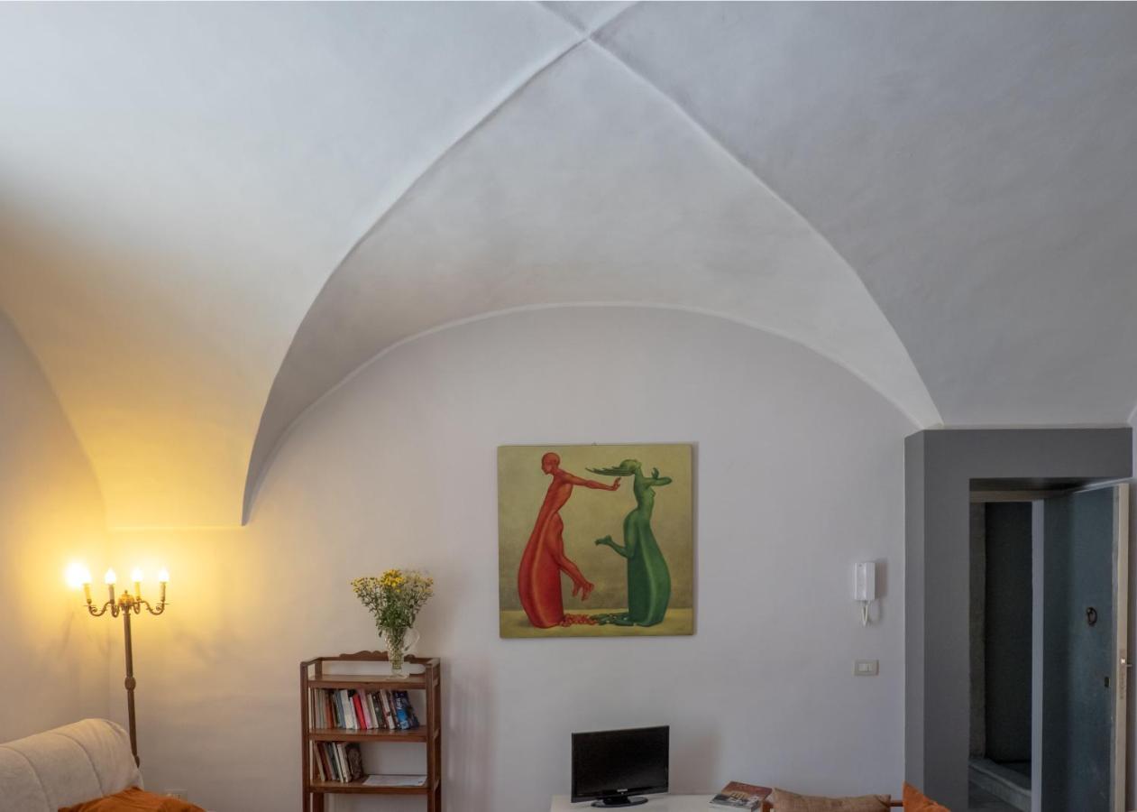 Tre Vie apARTment - Short Lets CTA Exterior foto